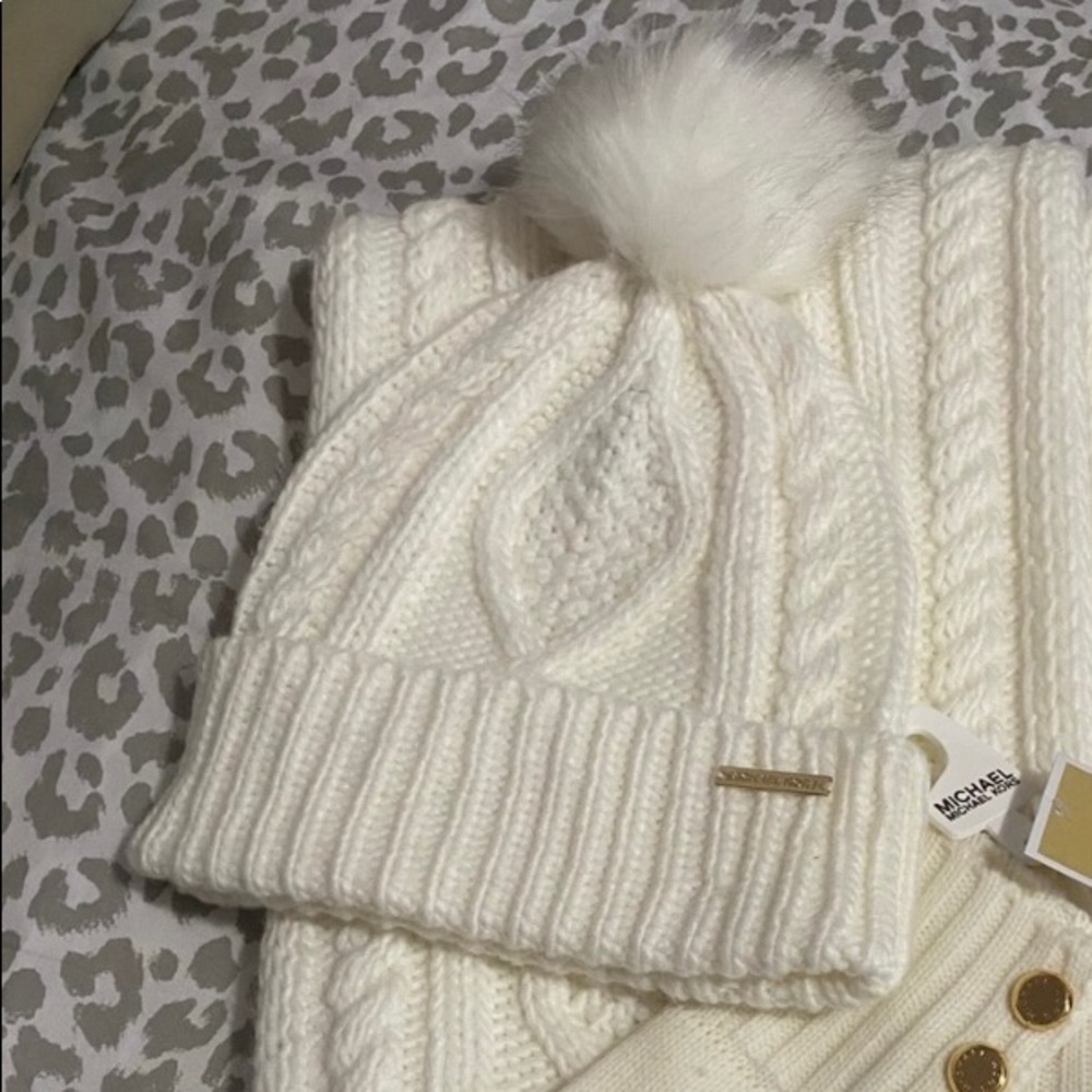 Mk beanie
